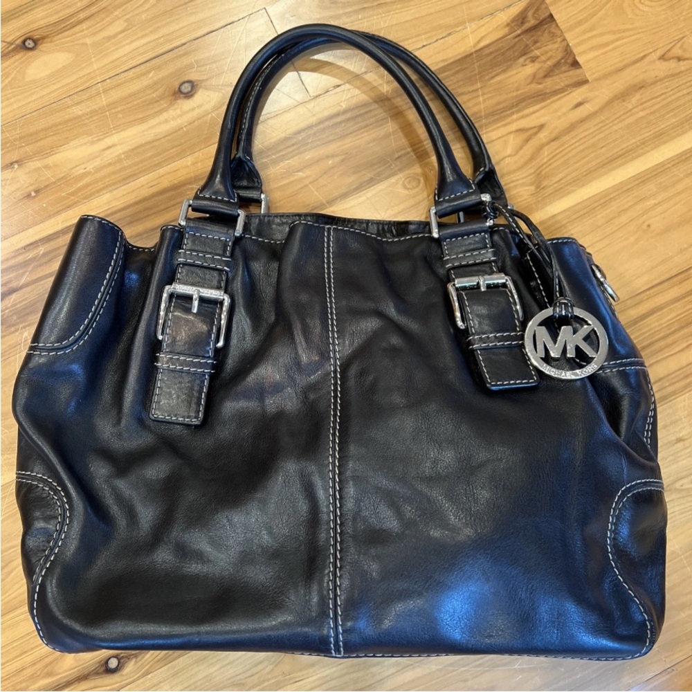 Michael Kors Black Brookville Leather Shoulder Bag